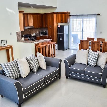 Hostal Palmas De Punta Cana F2 Eksteriør bilde